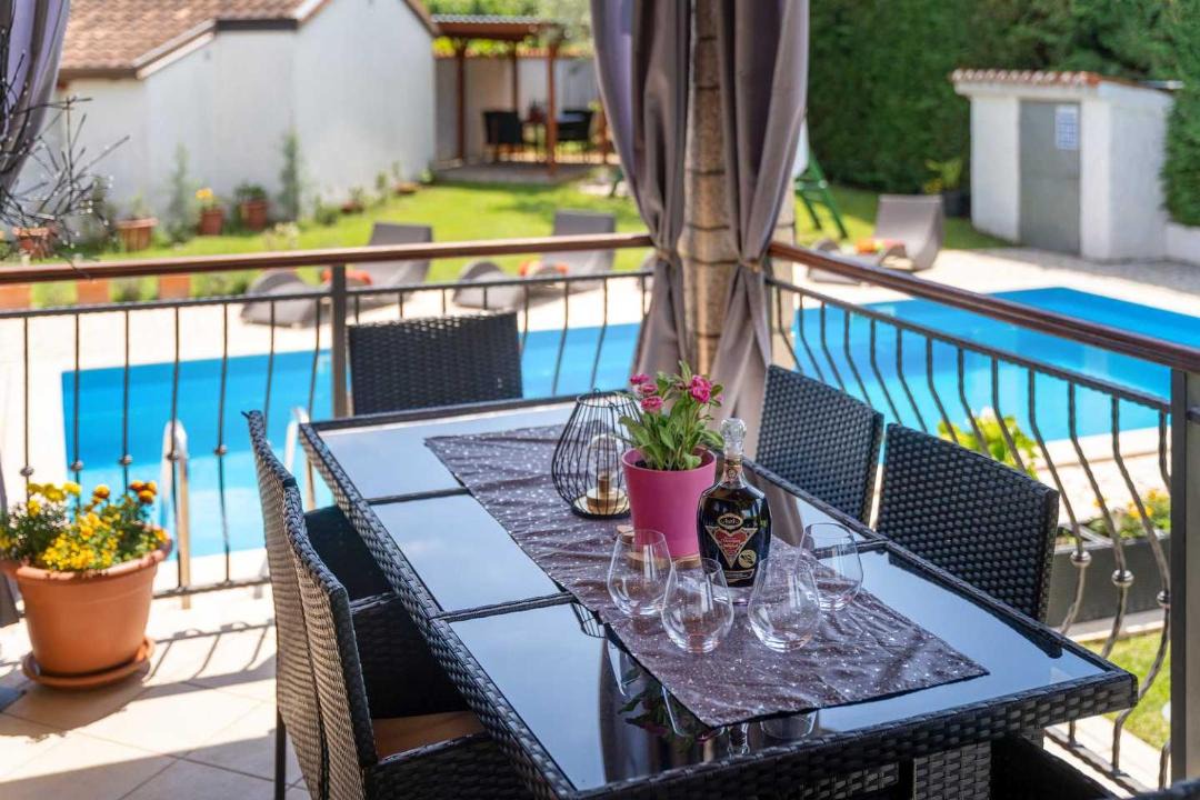 Photo of Patio Balcony in Dracevac