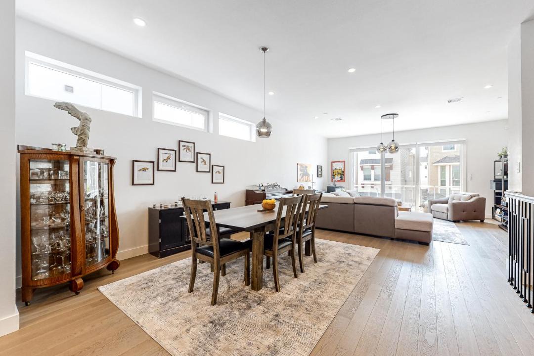 Photo of Livingroom in Shady Acres