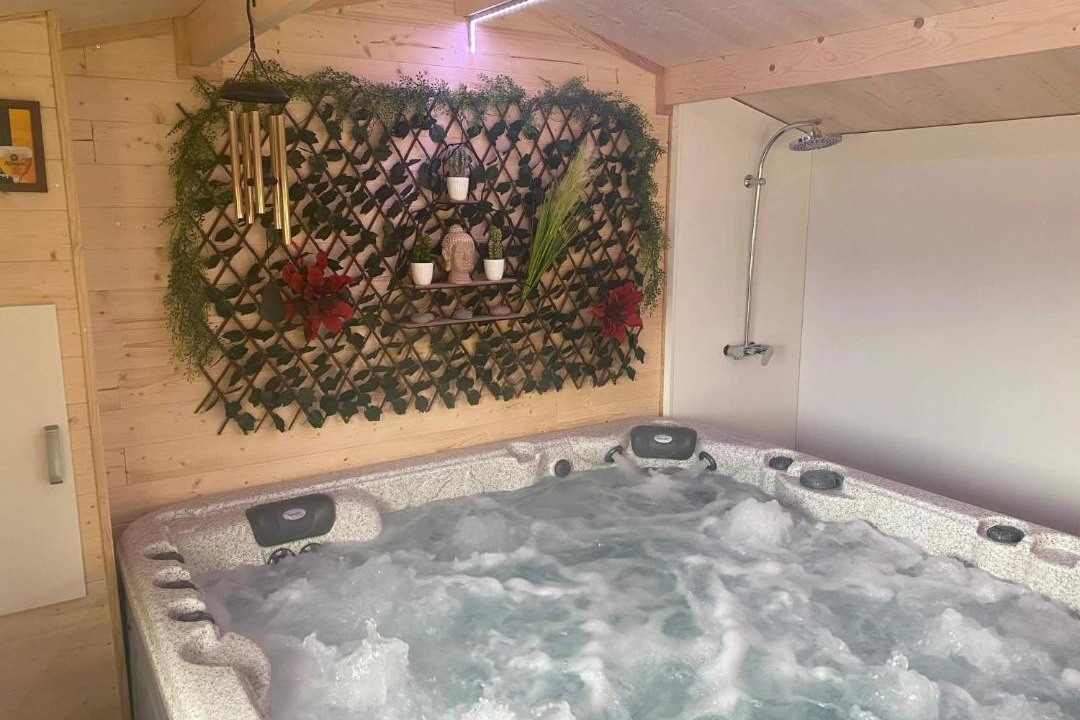 Photo of Others in Preures