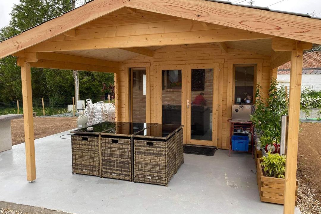 Photo of Others in Preures