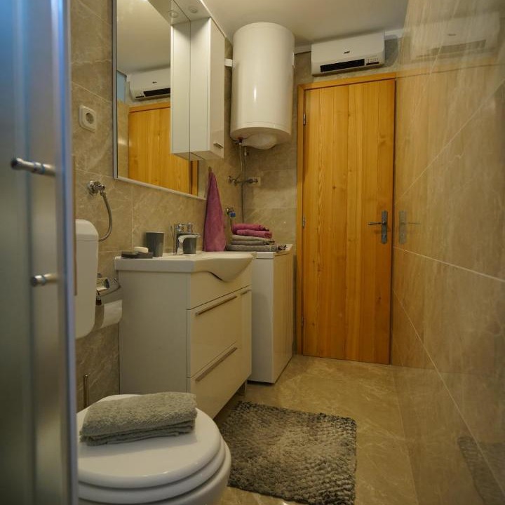 Photo of Bathroom in Kali