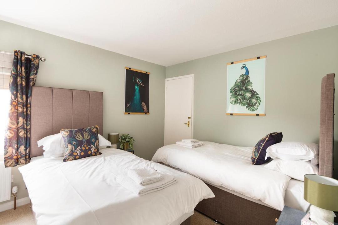 Photo of Others in Shoscombe