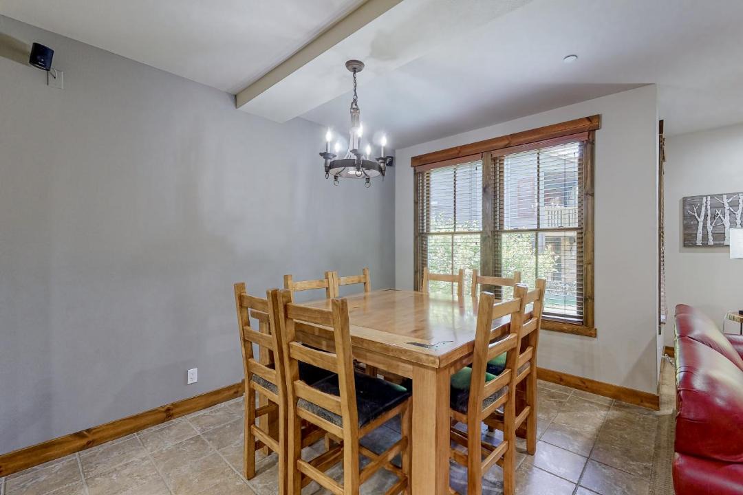 Photo of Kitchen in Mammoth Lakes