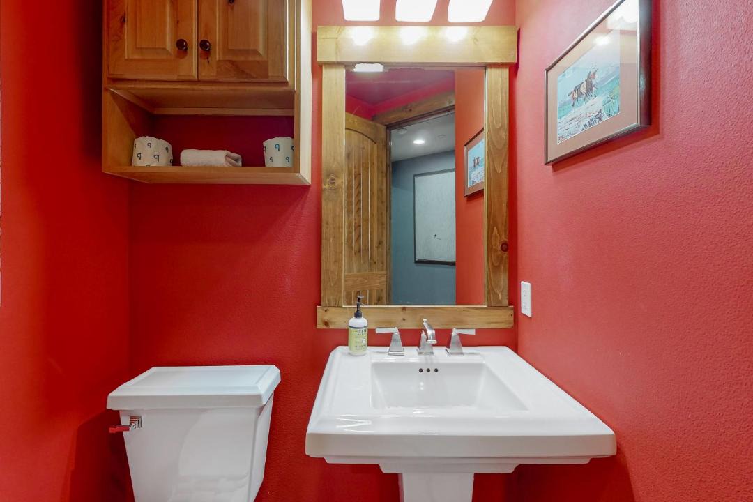 Photo of Bathroom in Mammoth Lakes