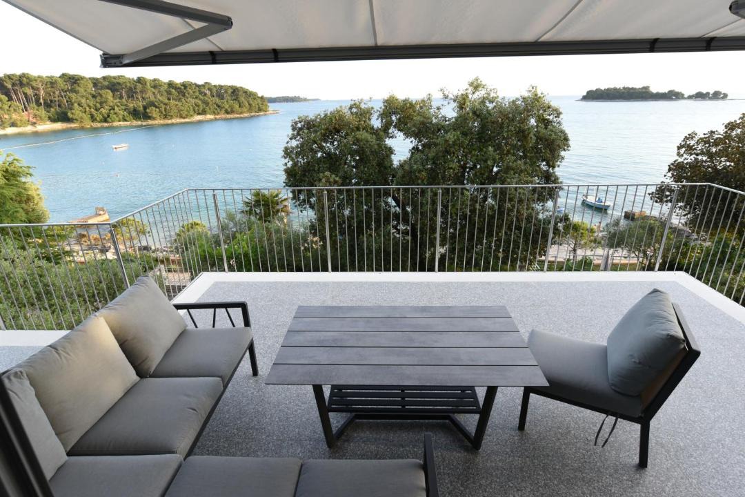 Photo of Patio Balcony in Borik