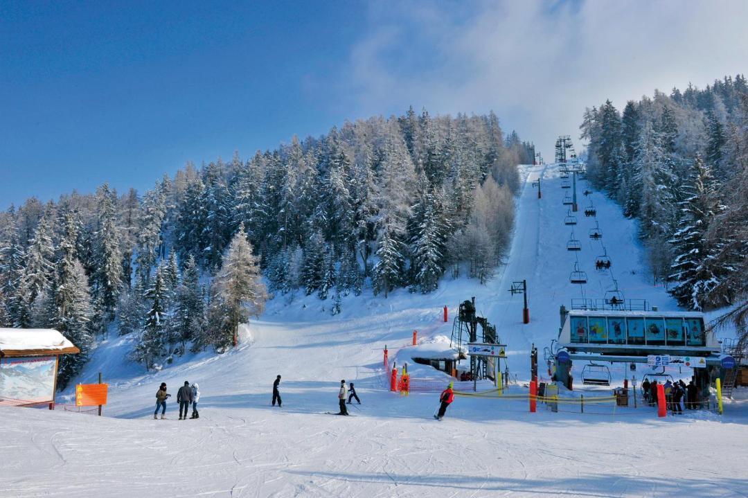 Photo of Others in Aime