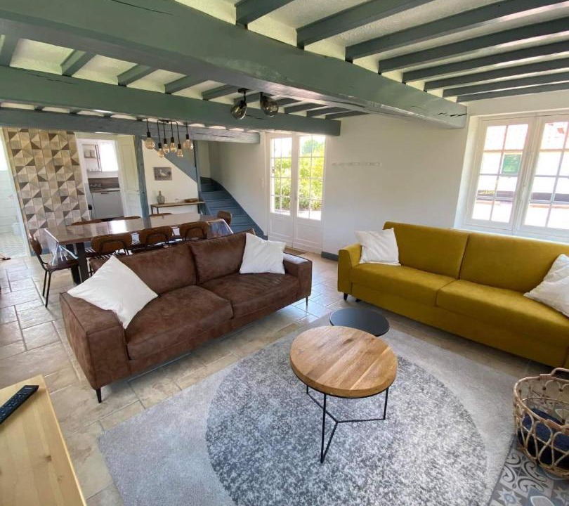 Photo of Others in Rue