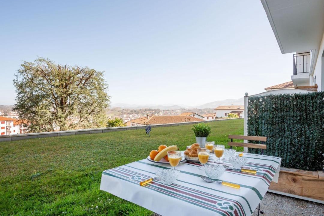 Photo of Patio Balcony in Ciboure