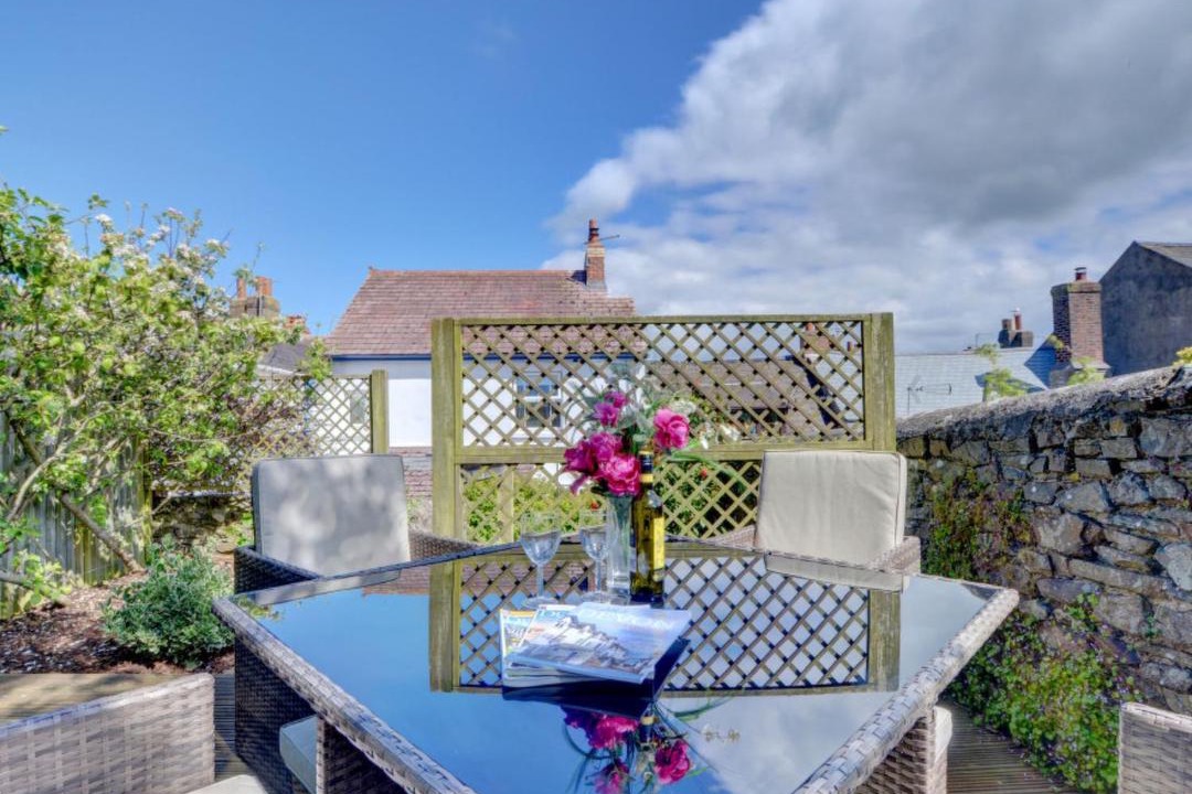 Photo of Patio Balcony in Appledore
