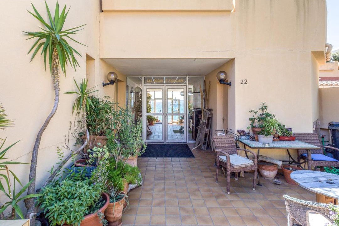 Photo of Patio Balcony in Le Lavandou