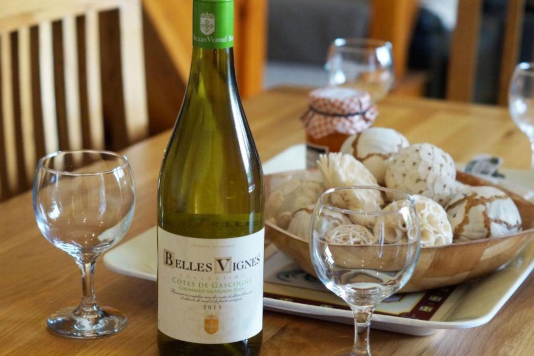 Photo of Livingroom in Margam