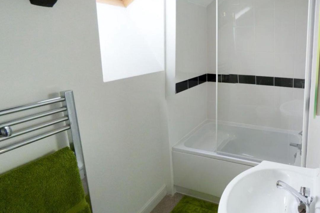 Photo of Bathroom in Margam