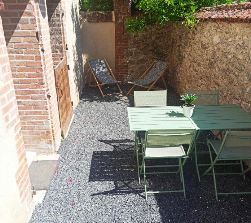 Photo of Patio Balcony in Cheverny