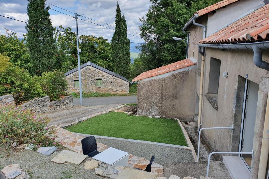 Photo of Buildings in Vieussan