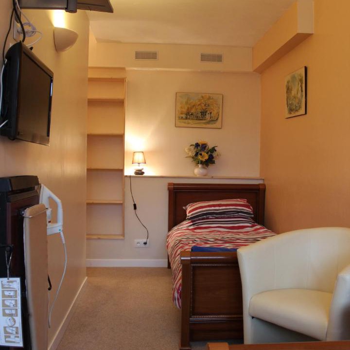 Photo of Others in Bourth