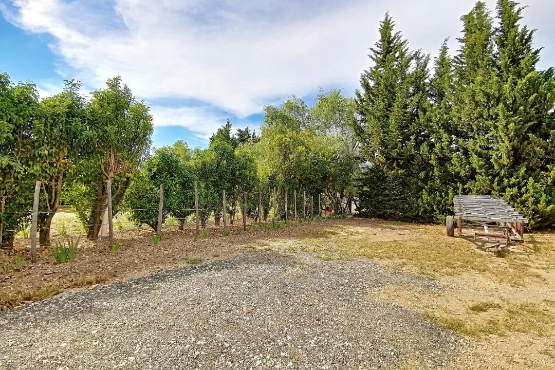 Photo of Others in Eygalieres