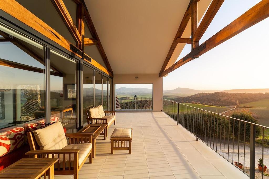 Photo of Patio Balcony in Allin