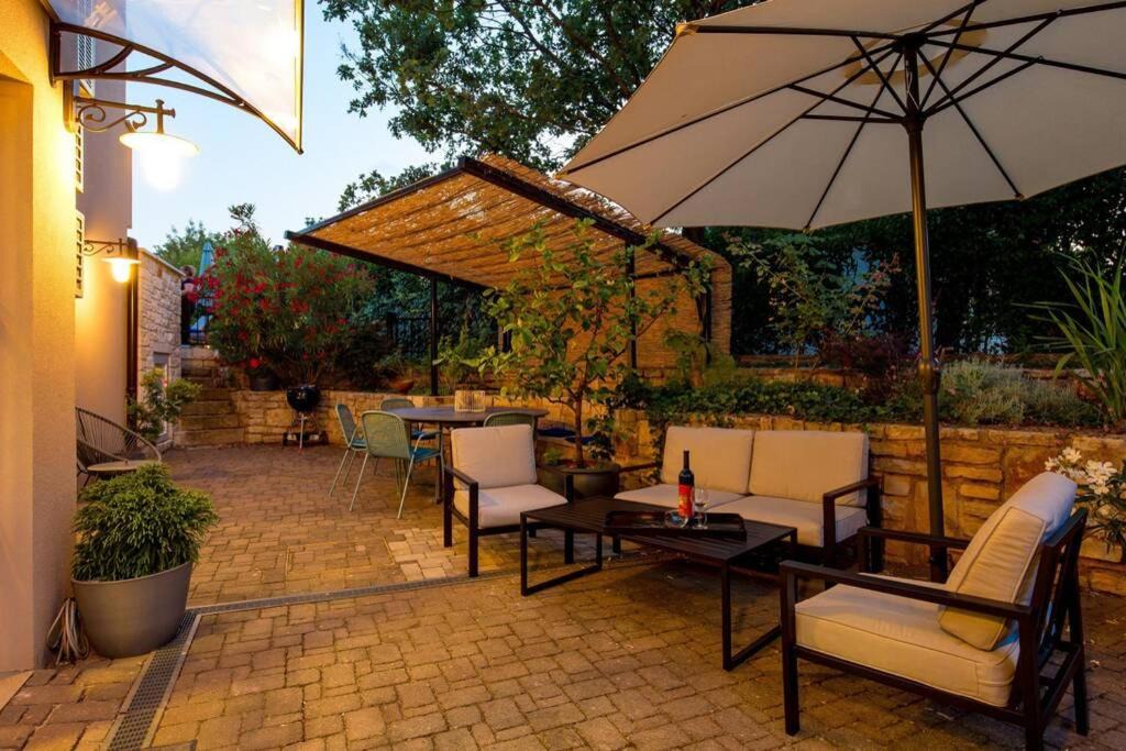 Photo of Patio Balcony in Antonci
