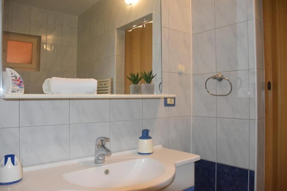 Photo of Bathroom in Tribunj