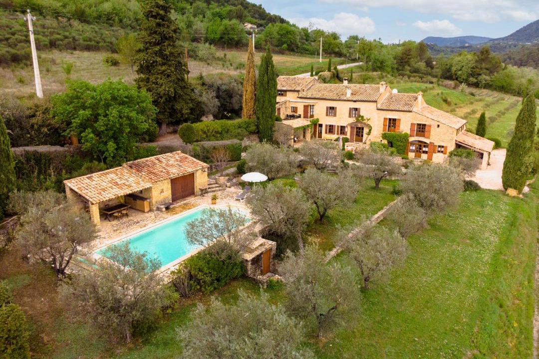 Photo of Others in Faucon