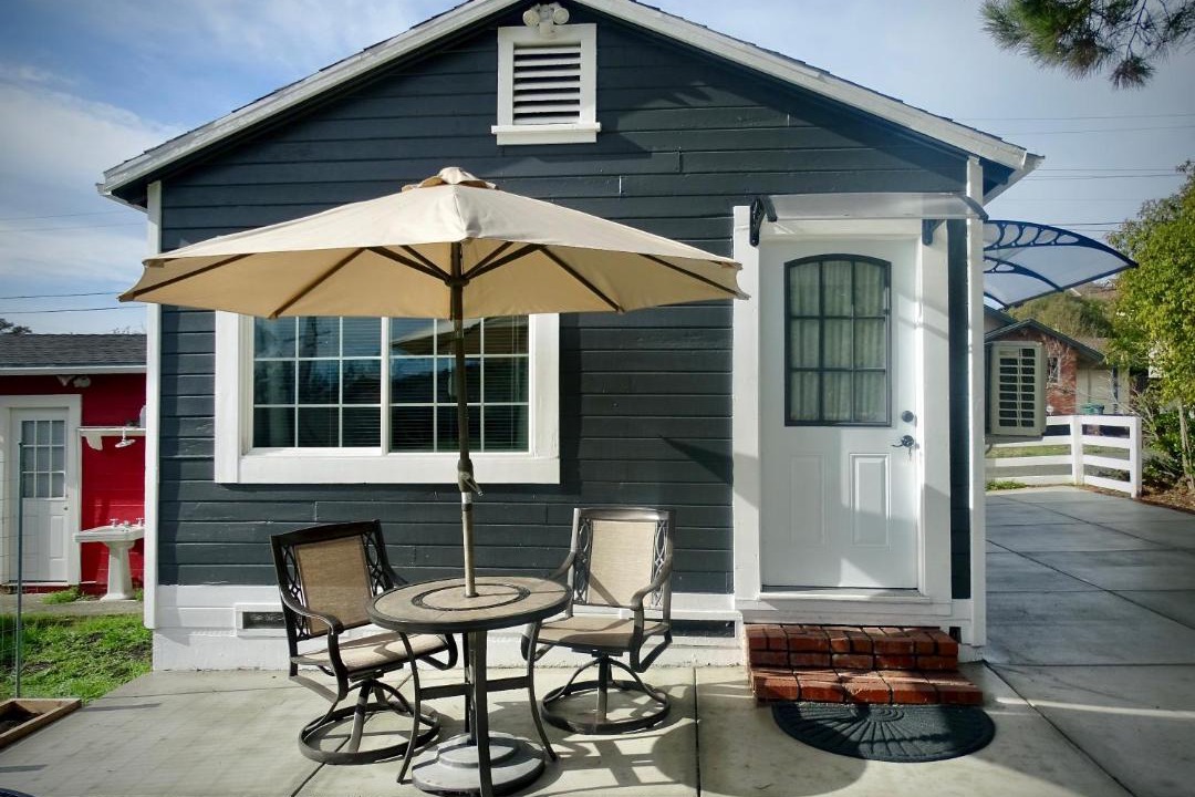 Photo of Others in El Sobrante