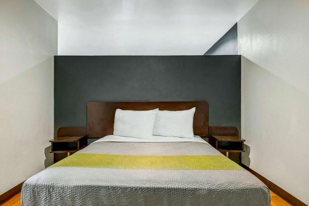 Photo of Others in Cully