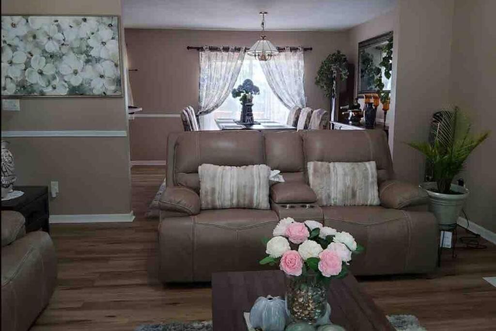 Photo of Livingroom in Columbia