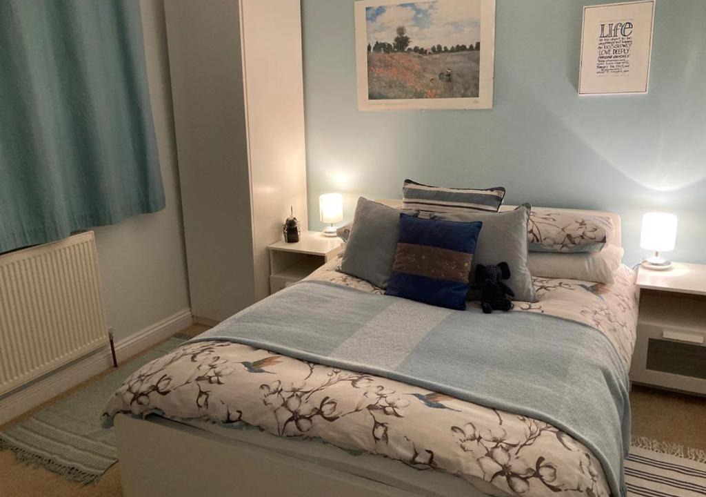 Photo of Others in Stibb