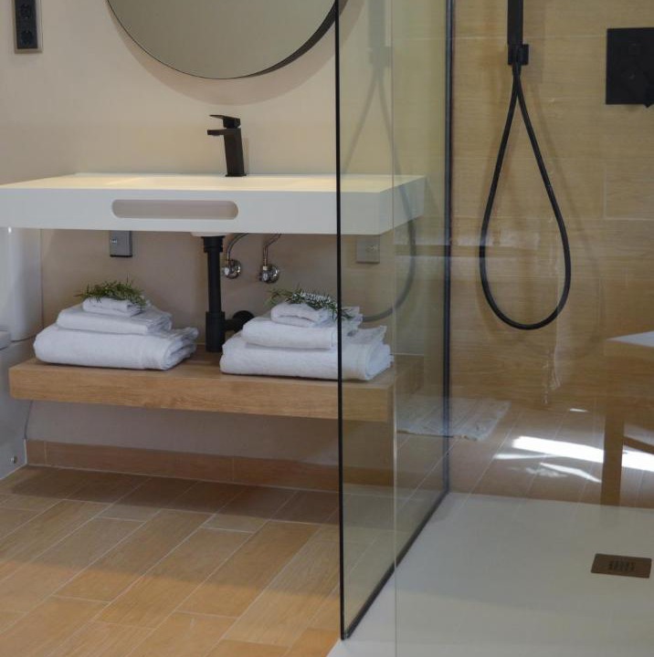 Photo of Bathroom in Maials
