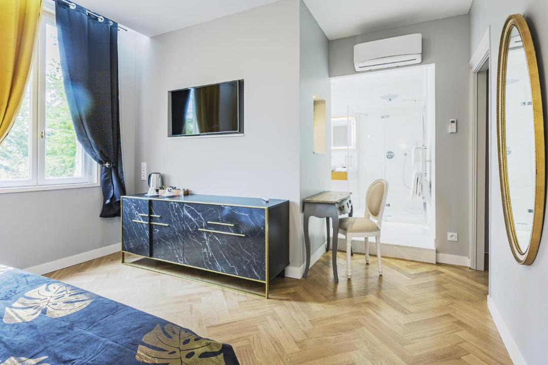 Photo of Others in Saint-Ouen