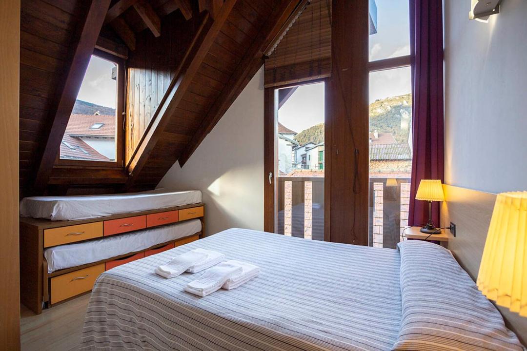 Photo of Bedroom in Isaba