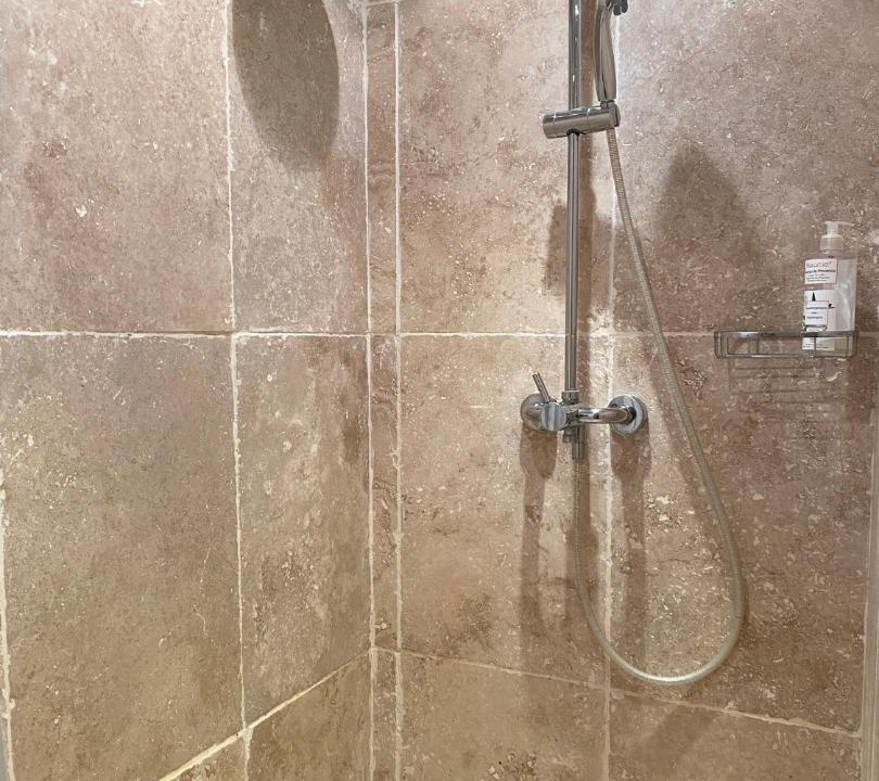 Photo of Bathroom in St.-Remy-de-Provence