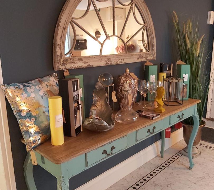 Photo of Others in Market Bosworth