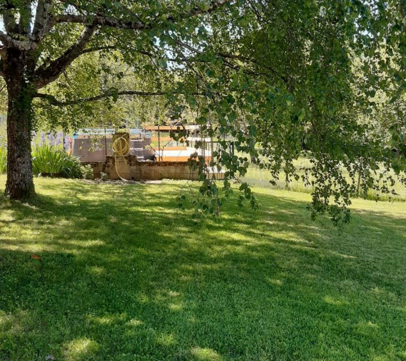 Photo of Others in Saint-Lothain