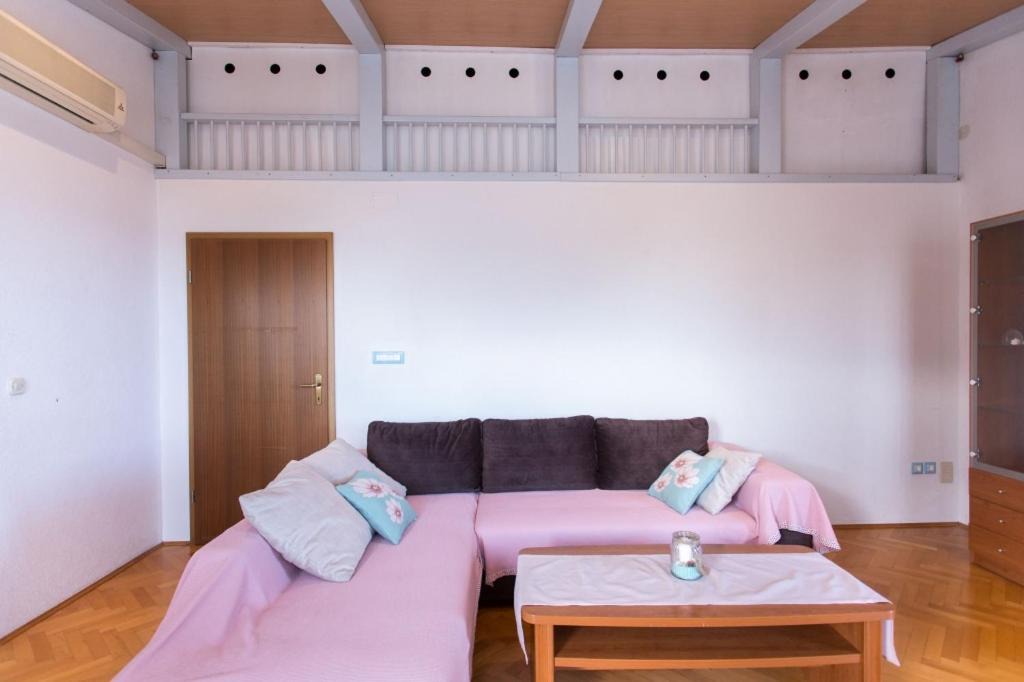 Photo of Livingroom in Brela