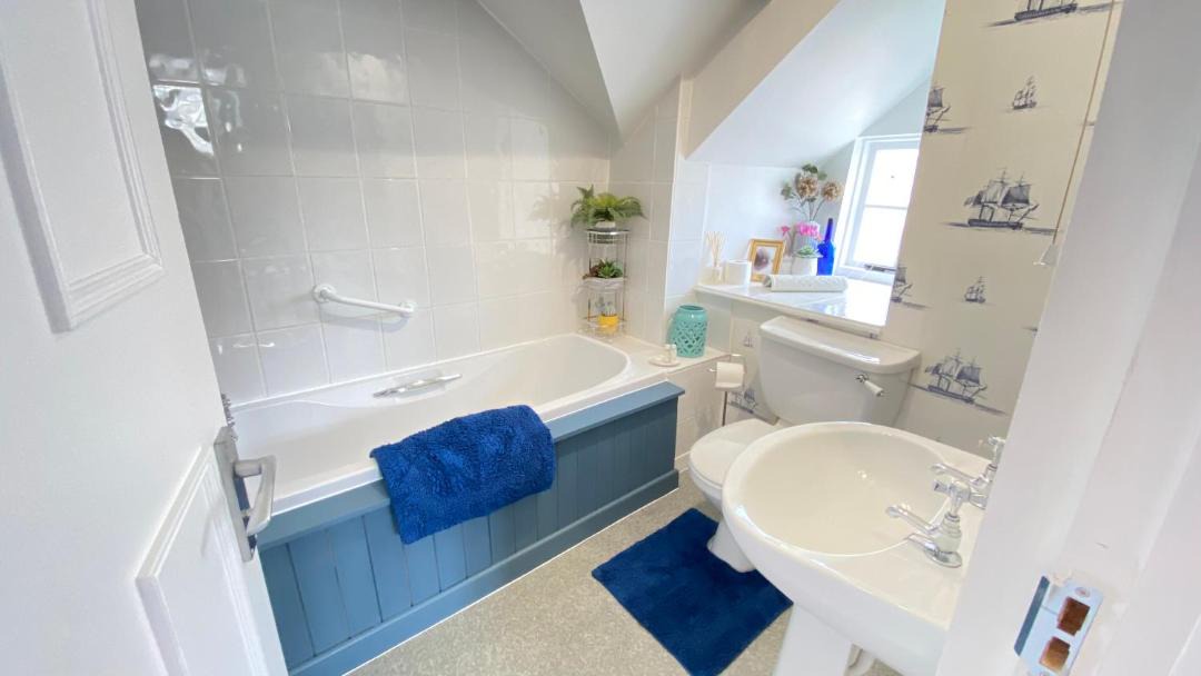 Photo of Bathroom in Totnes