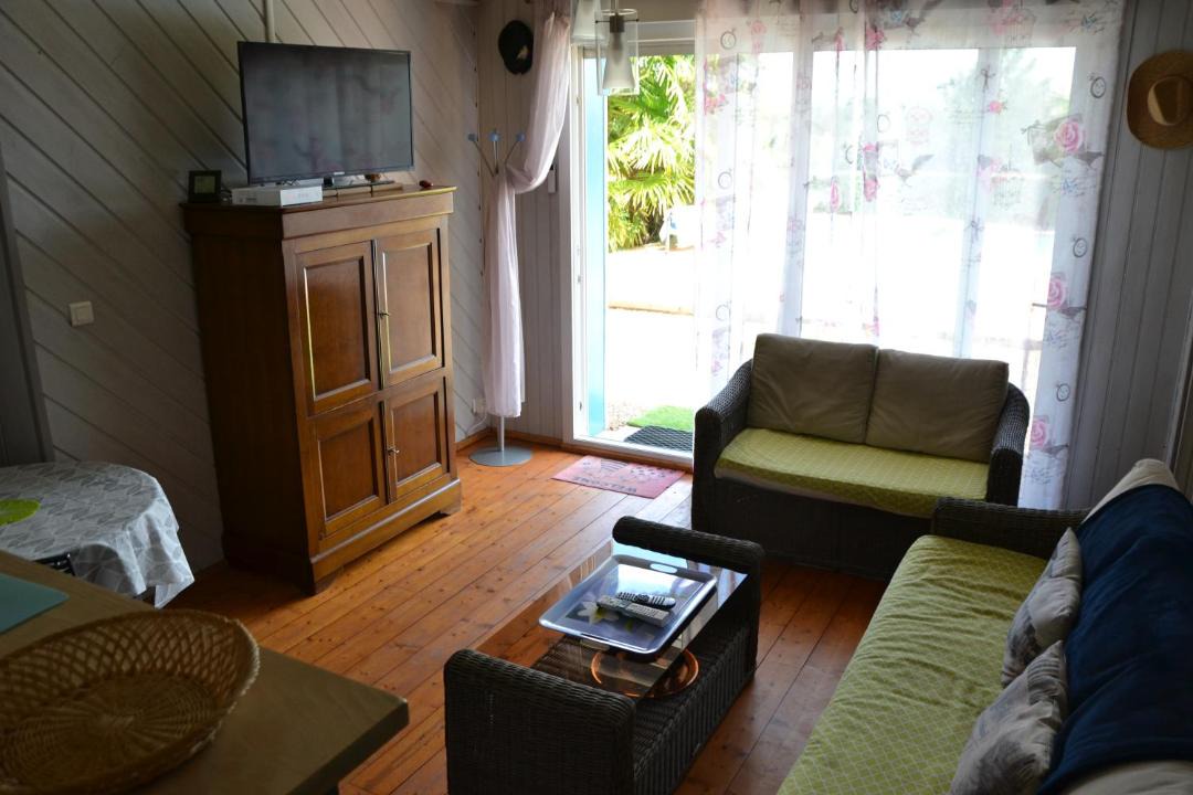 Photo of Livingroom in Naves