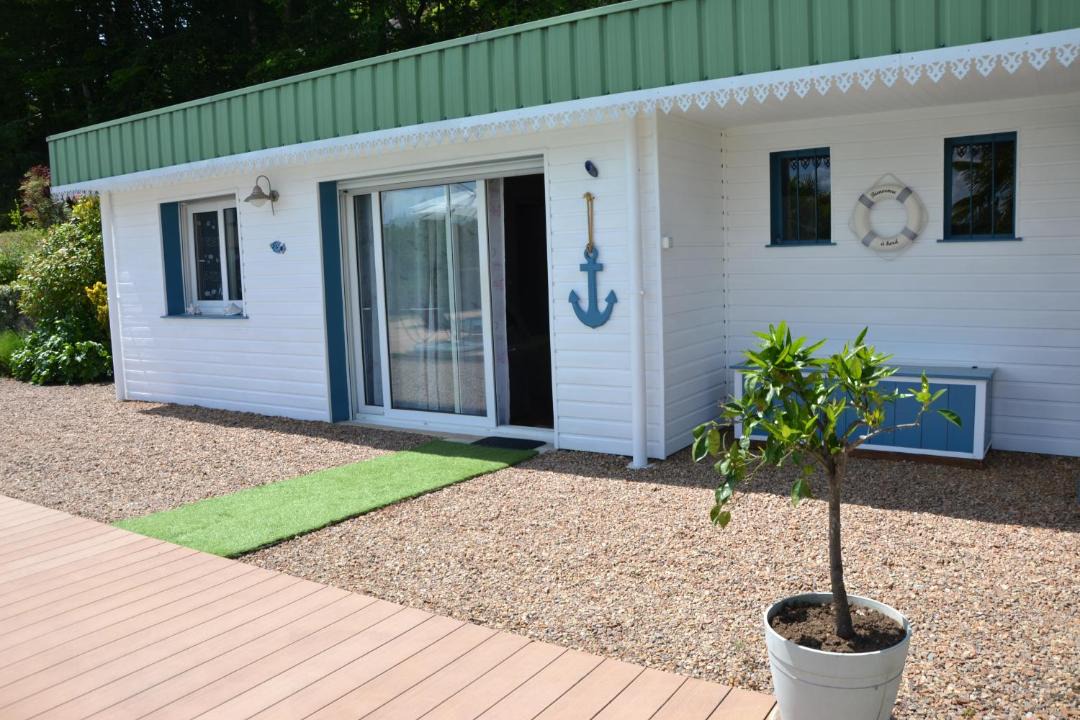 Photo of Others in Naves