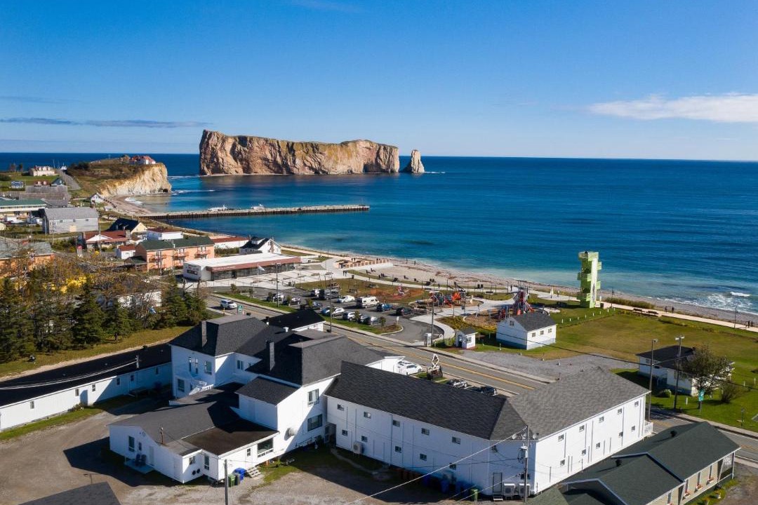 Photo of Others in Perce