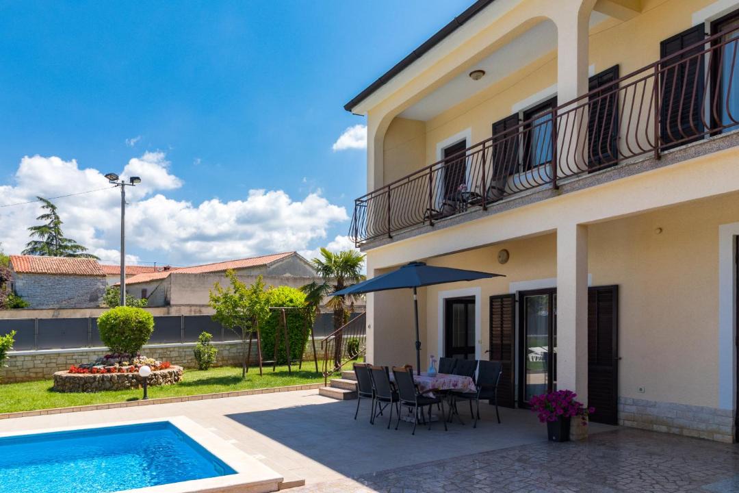 Photo of Outdoor in Radovani