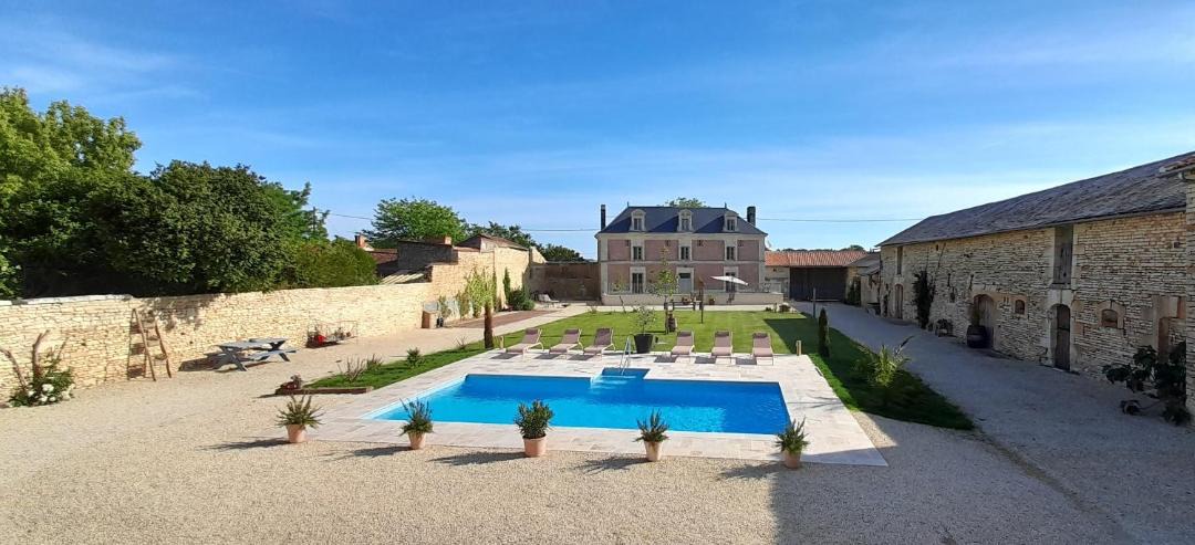 Photo of Others in Angliers