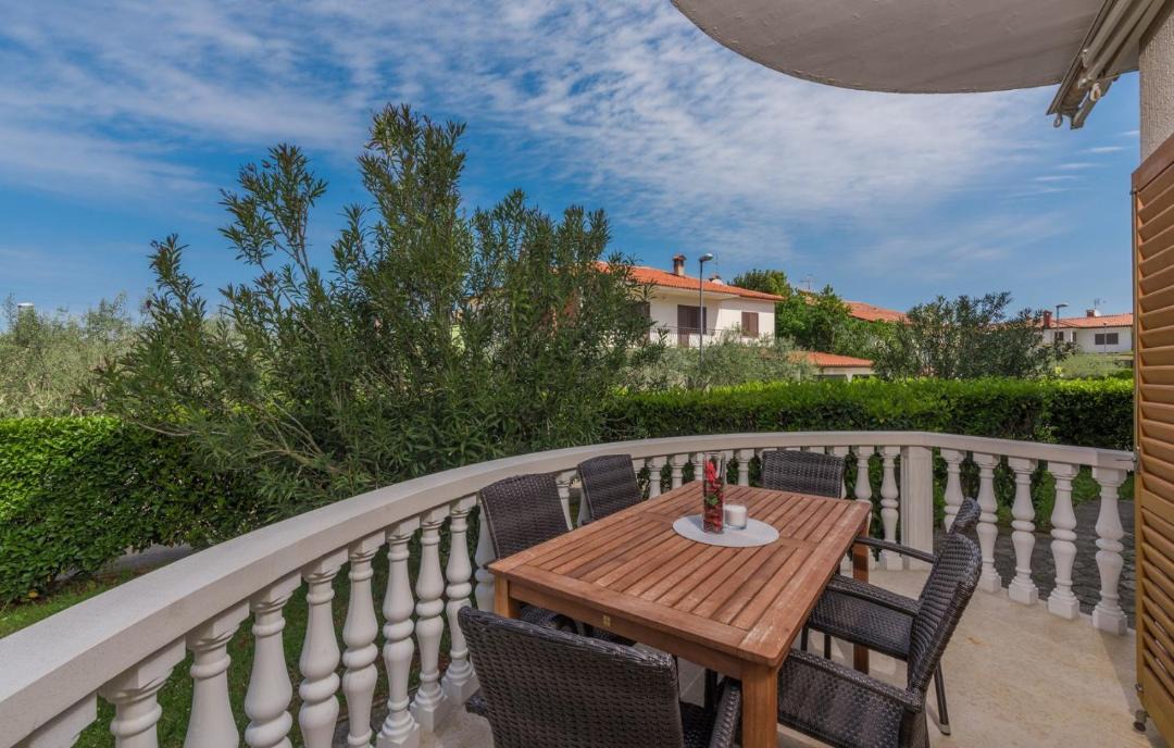 Photo of Patio Balcony in Zambratija