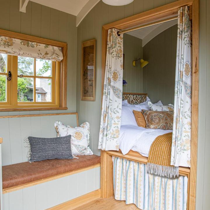 Photo of Others in Giddeahall