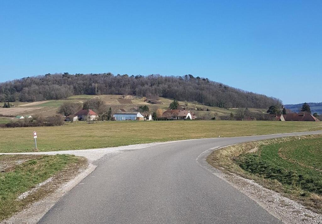 Photo of Others in Saint-Lothain