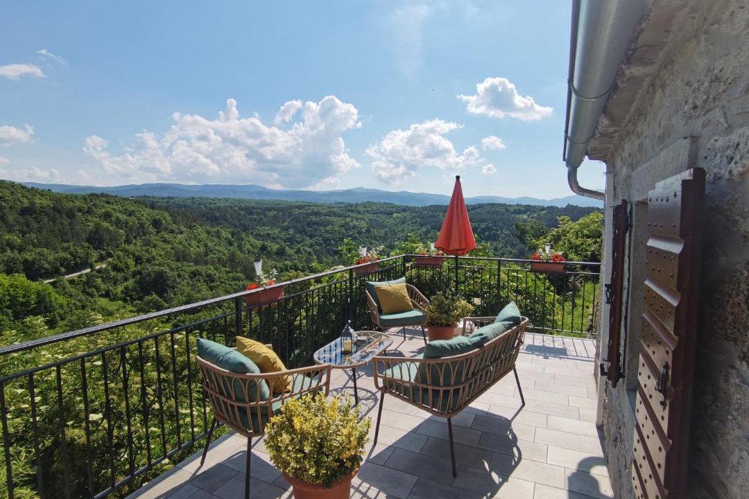 Photo of Patio Balcony in Grabri