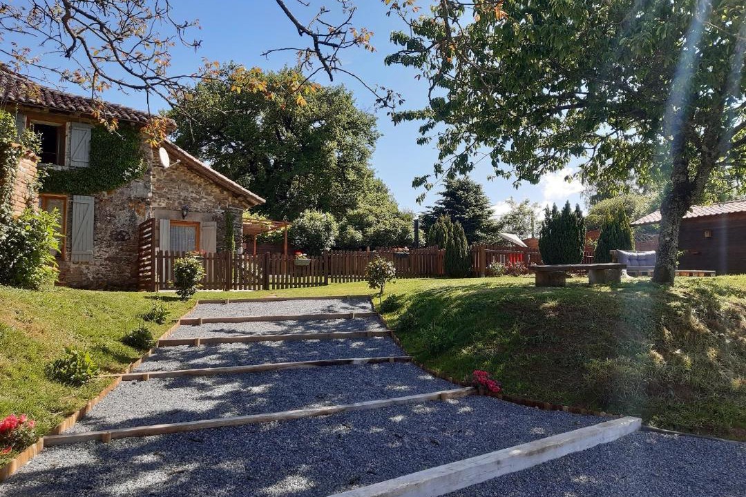 Photo of Others in Le Lindois