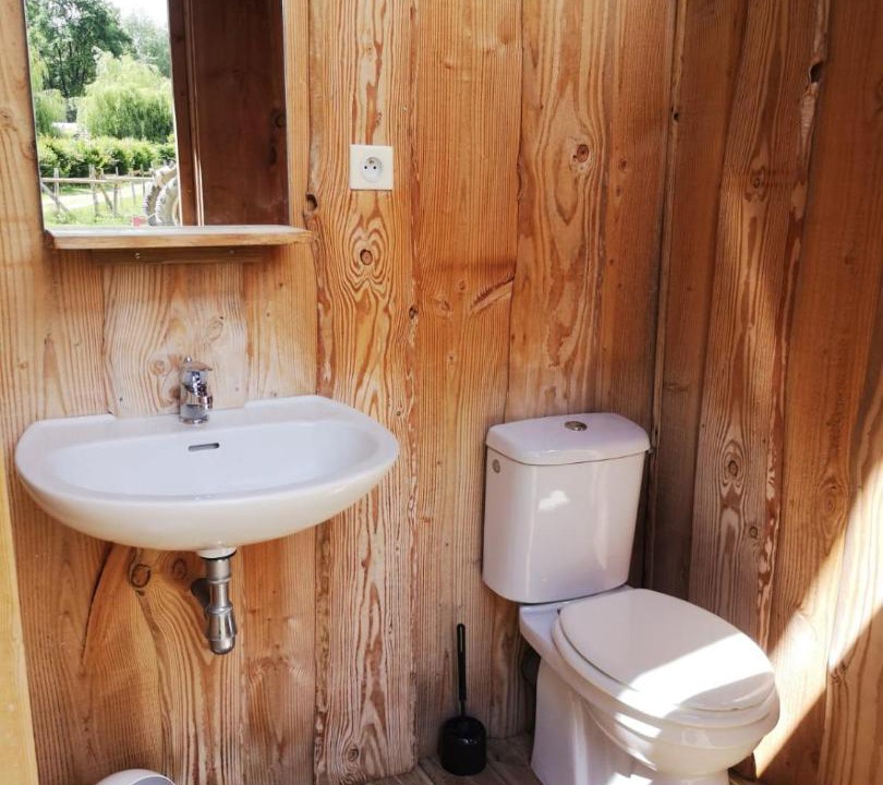 Photo of Bathroom in Marmont-Pachas