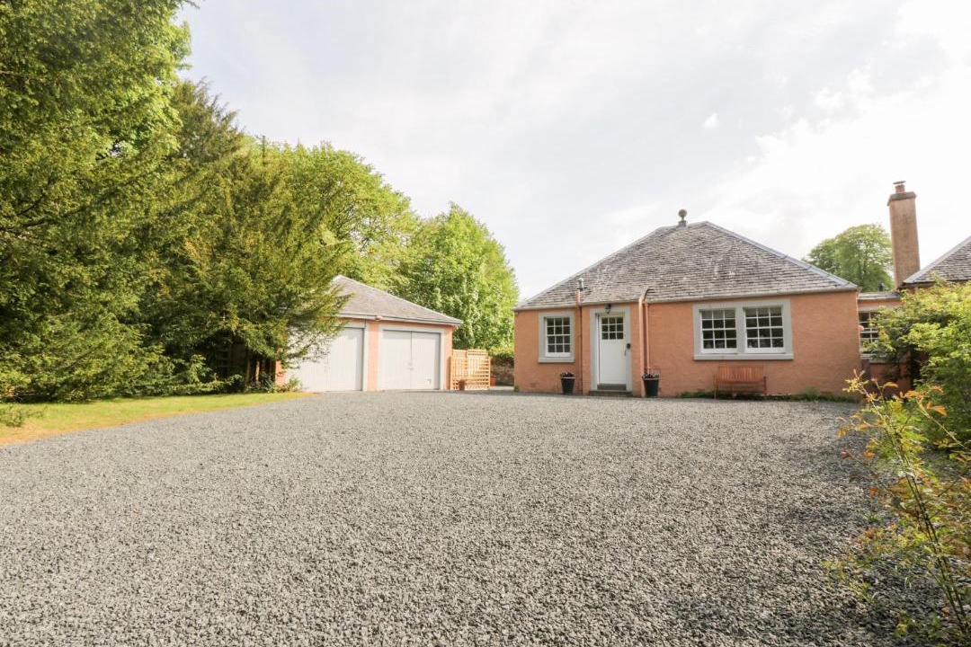 Photo of Others in Auchengray