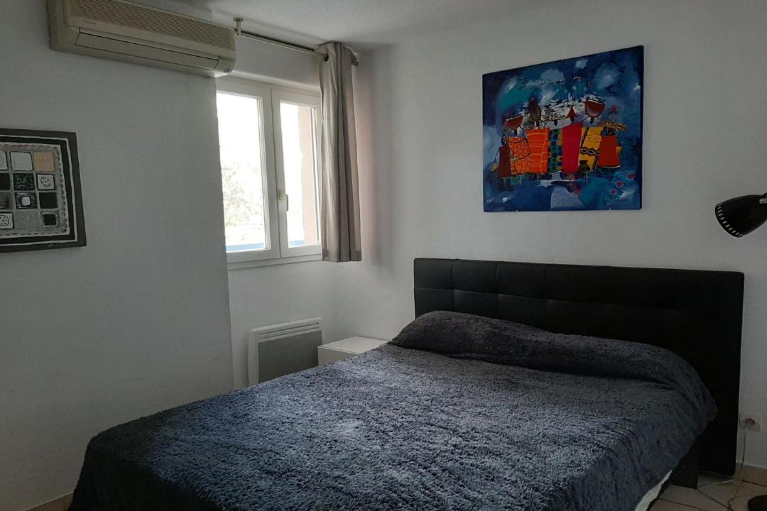 Photo of Bedroom in Les Hauts de Canet