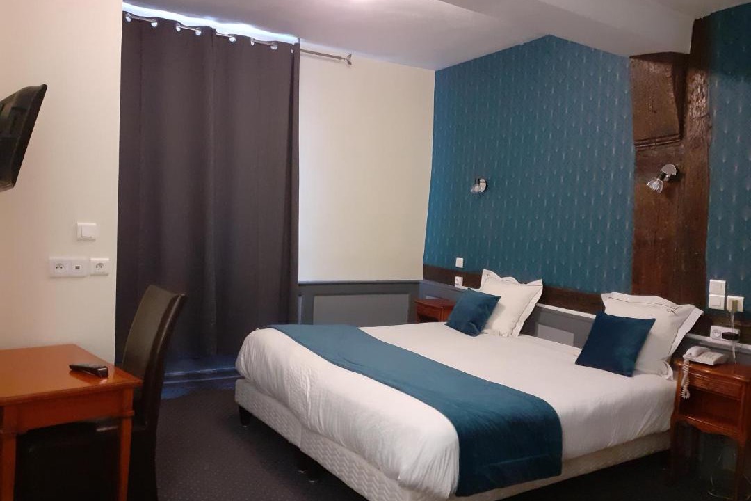 Photo of Others in Montbard